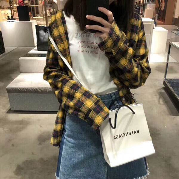 バレンシアガ ショッピングバッグ スーパーコピー バレンシアガ ロゴ スモール